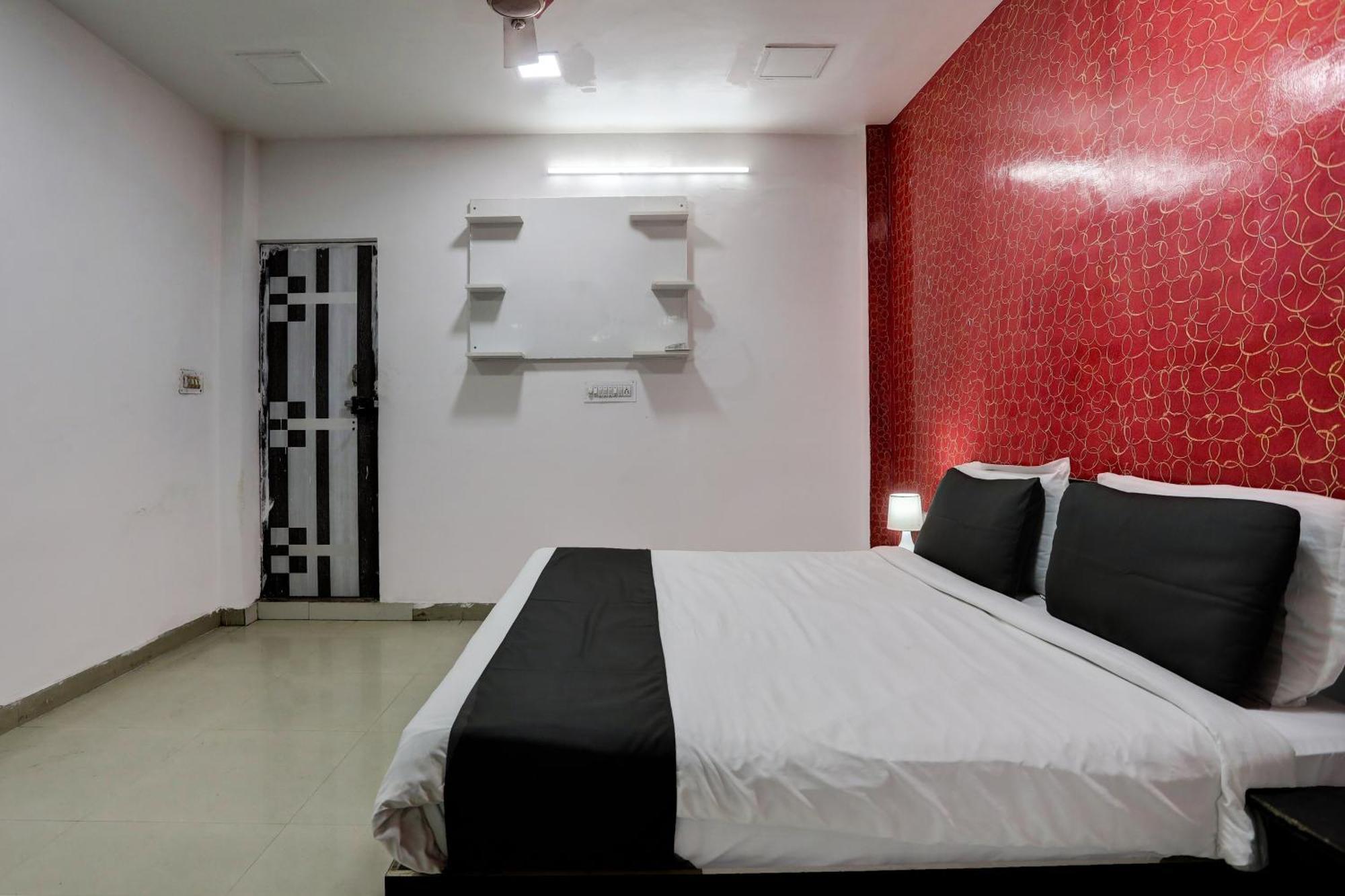 Hotel O Thirty Inns Noida Exterior foto